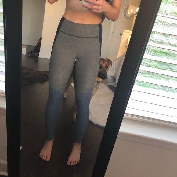 Outdoor voices leggings - Picture 3 of 4